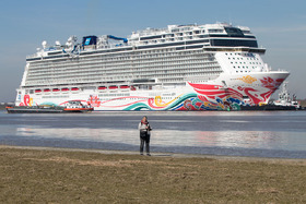 Kreuzfahrtschiffe Überführungen